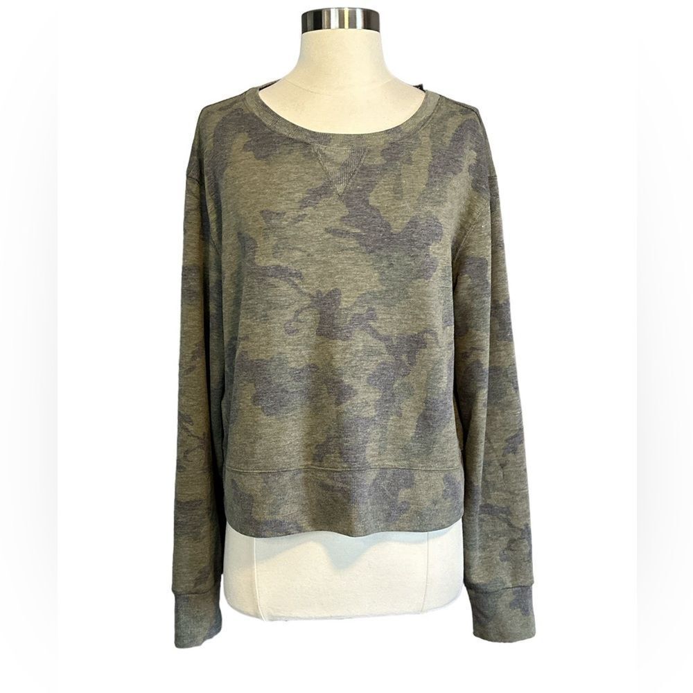 Balance Collection - Camouflage Long Sleeve Tee Sz XL